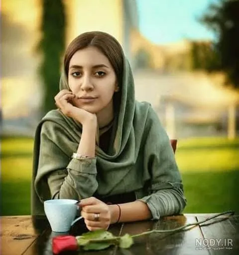 زهرا رفیعی